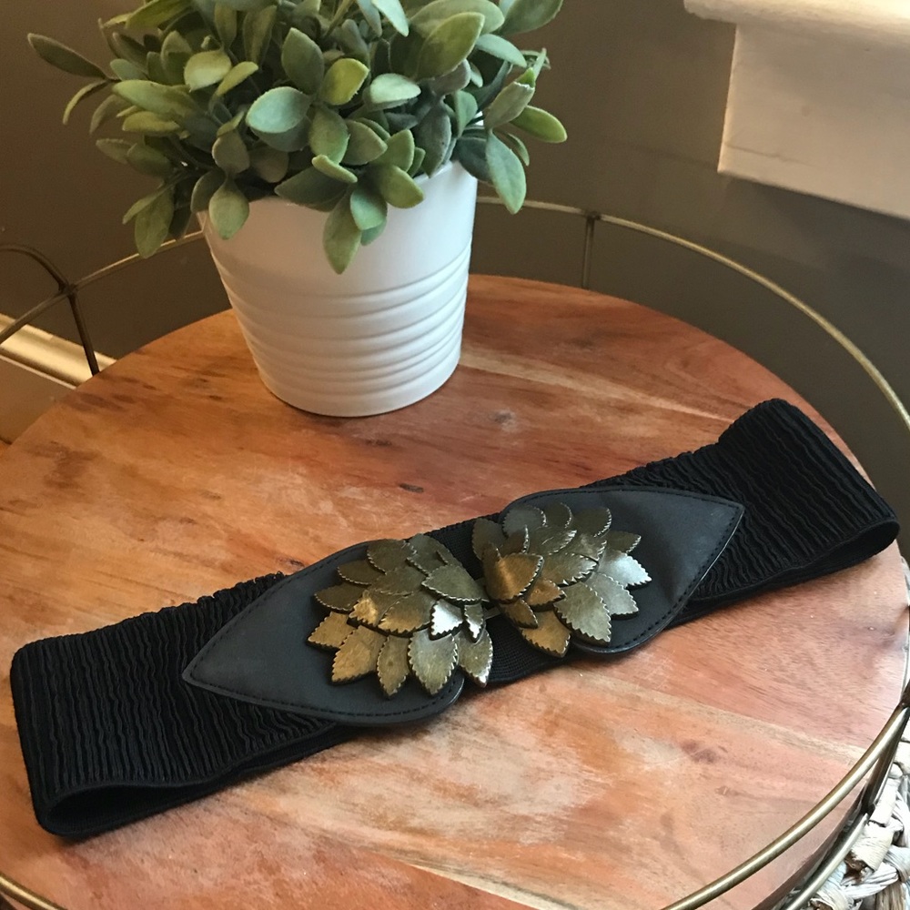 Urban outfitters kimchi blue stretch belt